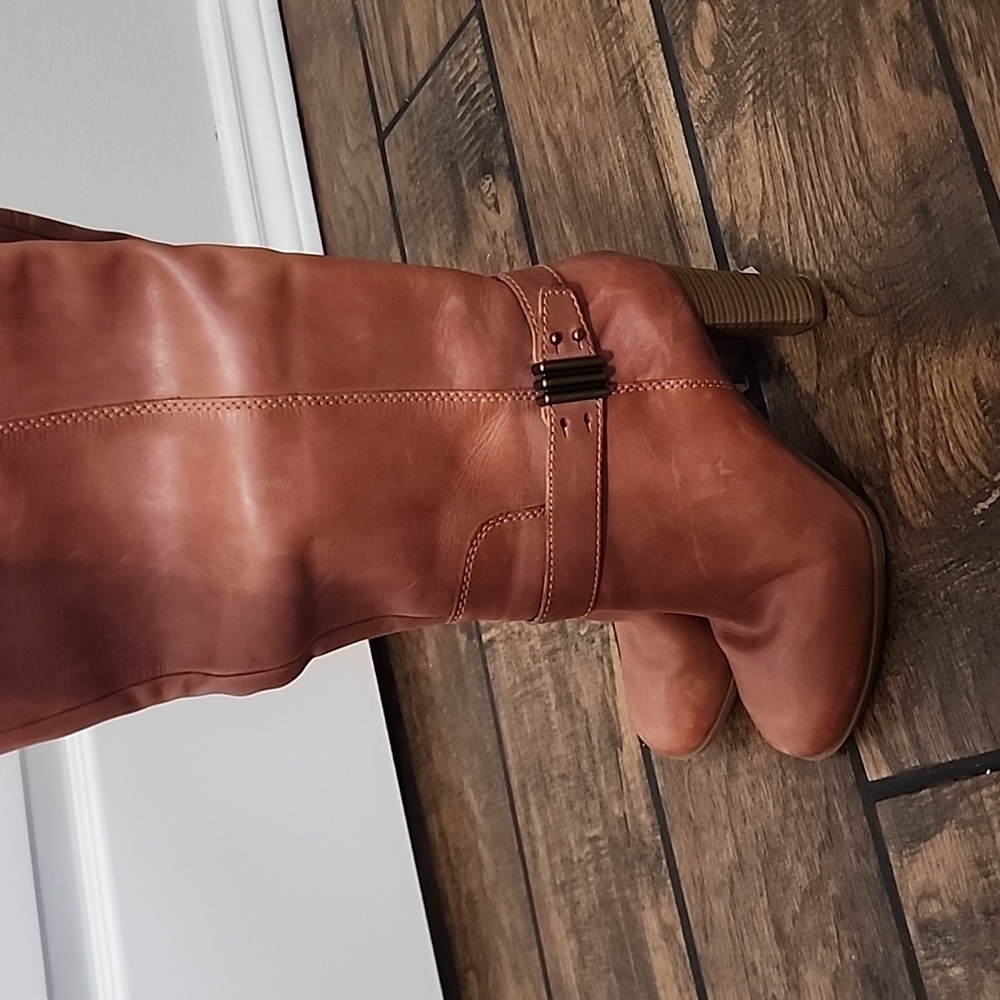 Enzo Angiolini Women’s Easumilo Brown Leather Tall Riding Boots Size 7.5​​​​ - Picture 3 of 9